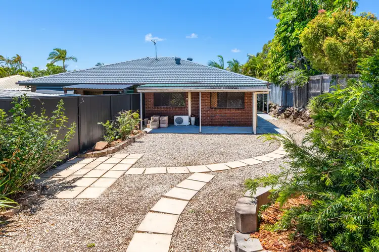 2/8 Senate Street, Labrador QLD 4215
