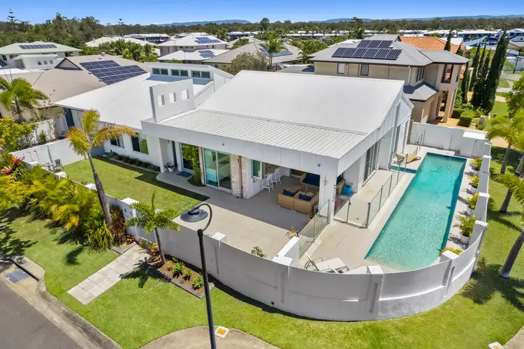 1 Trieste Court, Coombabah QLD 4216