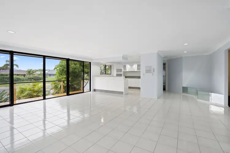 13 Caithness Court, Bundall QLD 4217