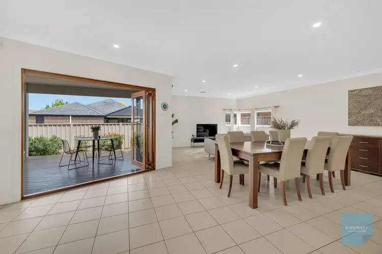 Sixth view of Homely house listing, 2/492 Lancefield Drive, Caroline Springs VIC 3023