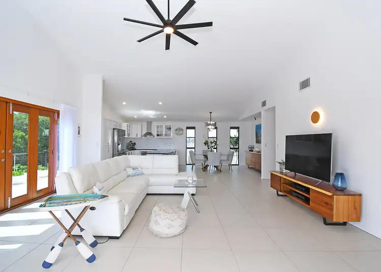 Sixth view of Homely house listing, 15 Edgewater Court, Craignish QLD 4655