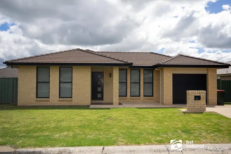 1 Tennant Close, Mudgee NSW 2850