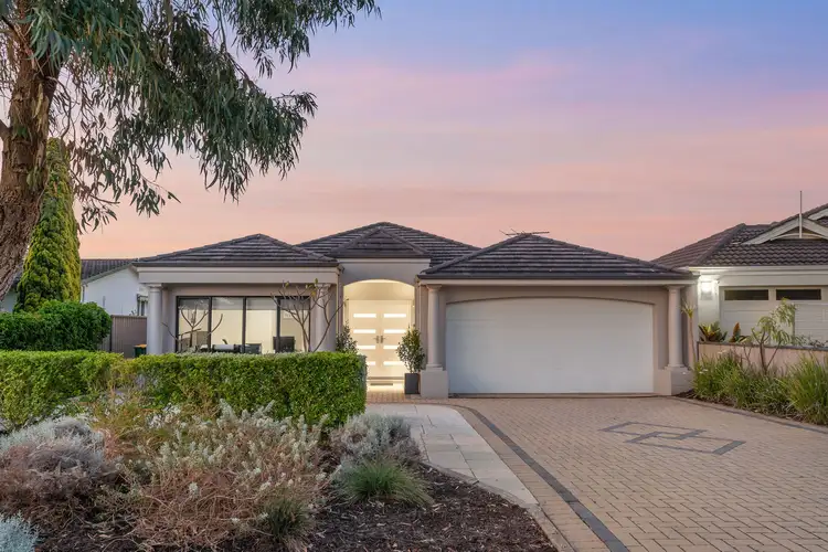 16 Burnett Road, Manning WA 6152