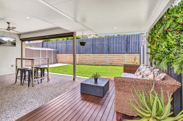 45 Azure Way, Pimpama QLD 4209