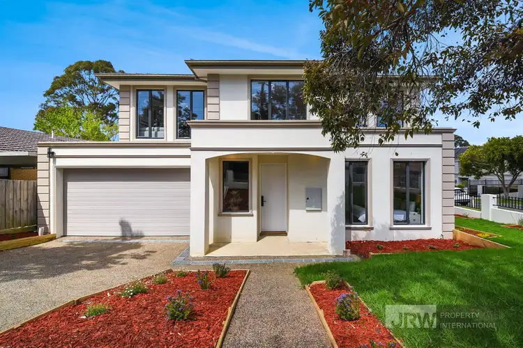 16 Walter Street, Glen Waverley VIC 3150