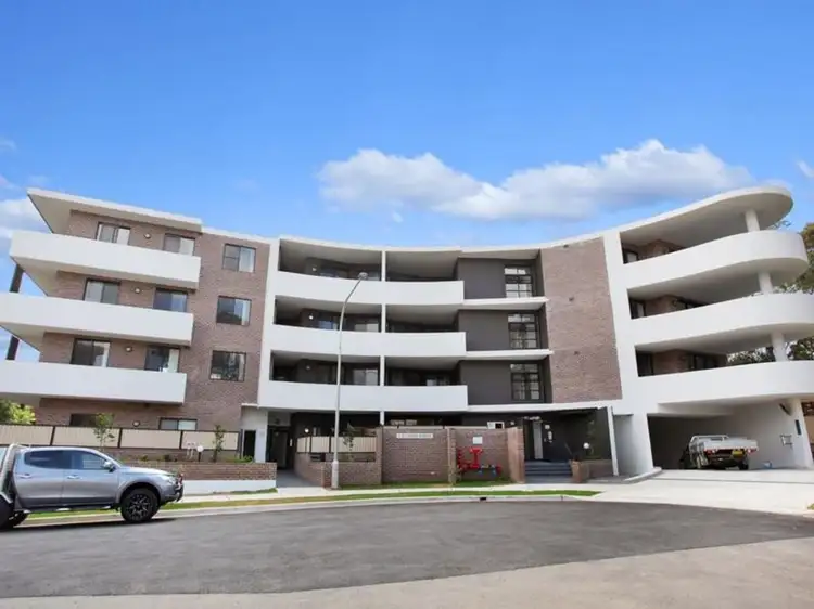 16/8-12 Linden Street, Toongabbie NSW 2146
