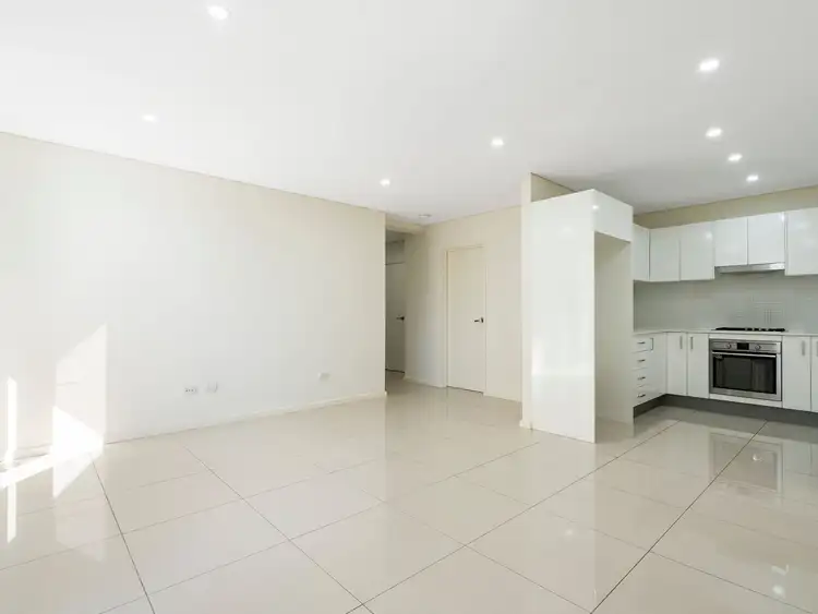 Third view of Homely apartment listing, 16/8-12 Linden Street, Toongabbie NSW 2146