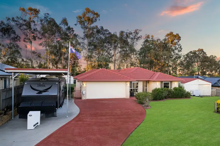 15 Fantail Court, Heritage Park QLD 4118