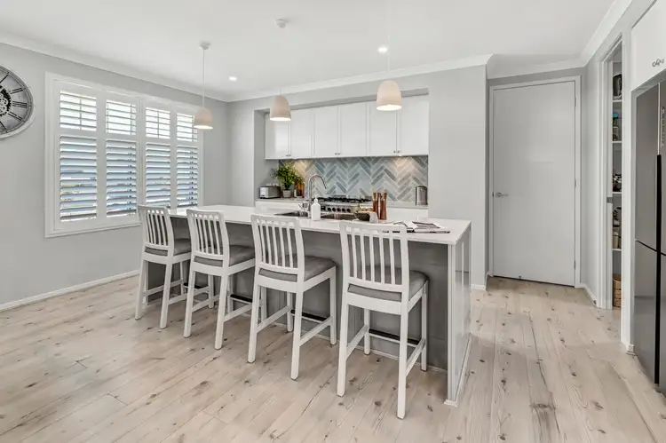 11 Hamersley Street, Pimpama QLD 4209