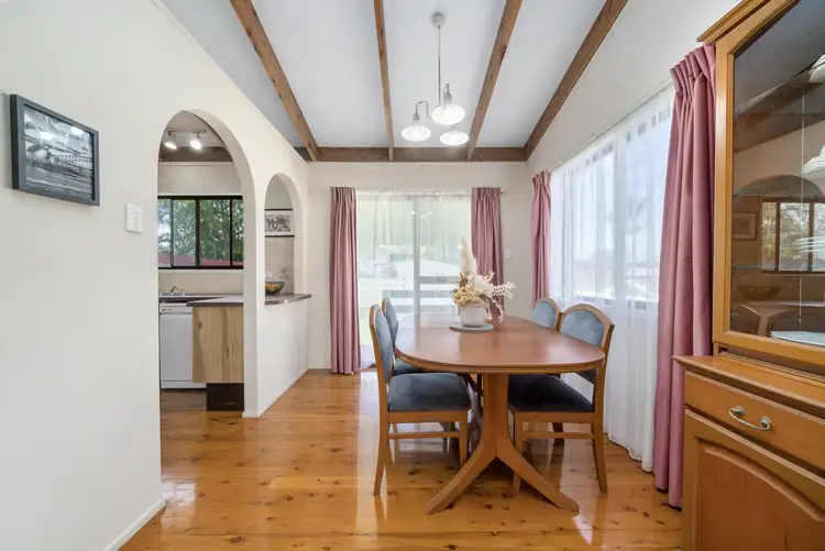 Fifth view of Homely house listing, 10 Oakview Court, Kallangur QLD 4503