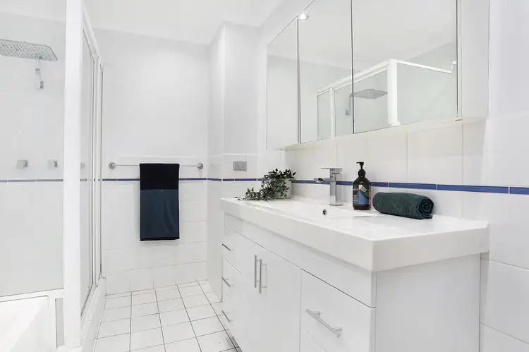 Sixth view of Homely apartment listing, 18/1-7 Gloucester Place, Kensington NSW 2033