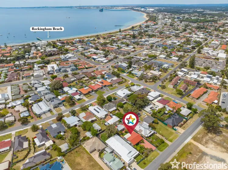 62 Lake Street, Rockingham WA 6168