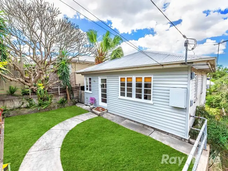 13 Dover Street, Wilston QLD 4051