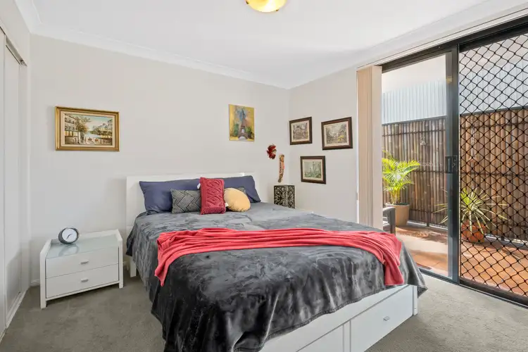 Fourth view of Homely apartment listing, 3/15 Britannia Avenue, Broadbeach QLD 4218