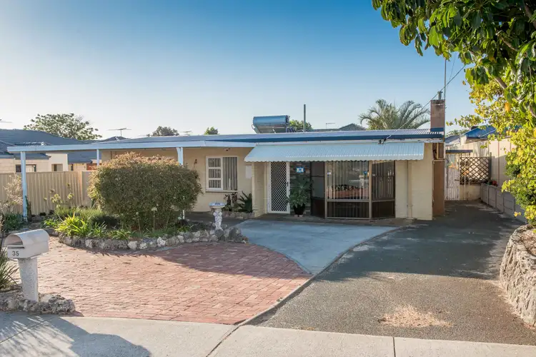 35 St Albans Road, Nollamara WA 6061