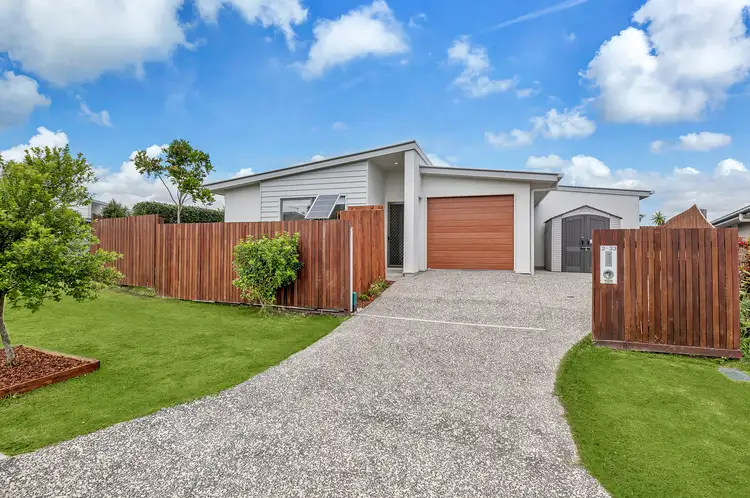 2/33 Salzburg Road, Pimpama QLD 4209