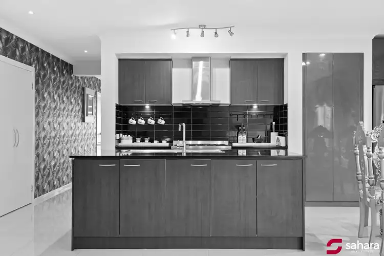 Fifth view of Homely house listing, 6 Stoneford Chase, Weir Views VIC 3338