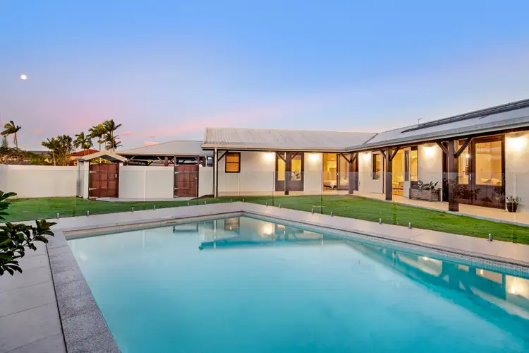 Sixth view of Homely house listing, 4 Elgin Crescent, Sorrento QLD 4217