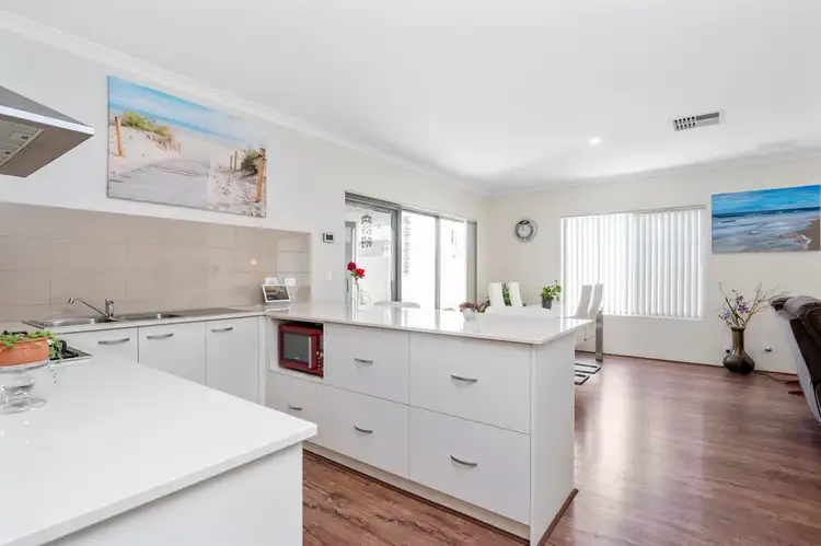 Sixth view of Homely house listing, 4 Arawatta Loop, Madora Bay WA 6210
