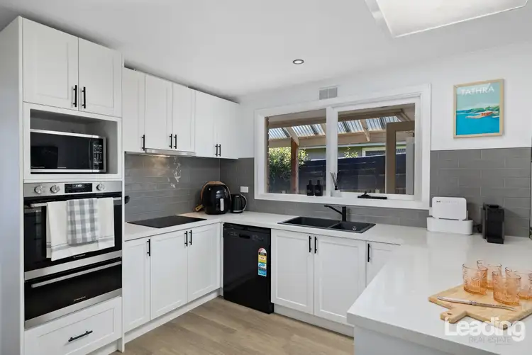 Fifth view of Homely house listing, 42 Heysen Drive, Sunbury VIC 3429