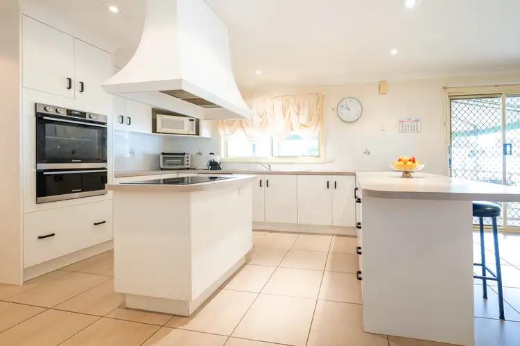Seventh view of Homely house listing, 11 Chilvers Place, Griffith NSW 2680