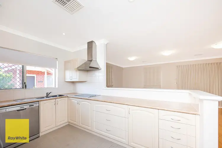 Fourth view of Homely unit listing, 2/9 Railway Road, Kalamunda WA 6076