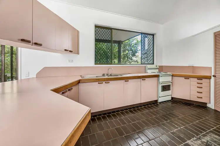 Sixth view of Homely house listing, 5 Maralinga Dr, Ashmore QLD 4214