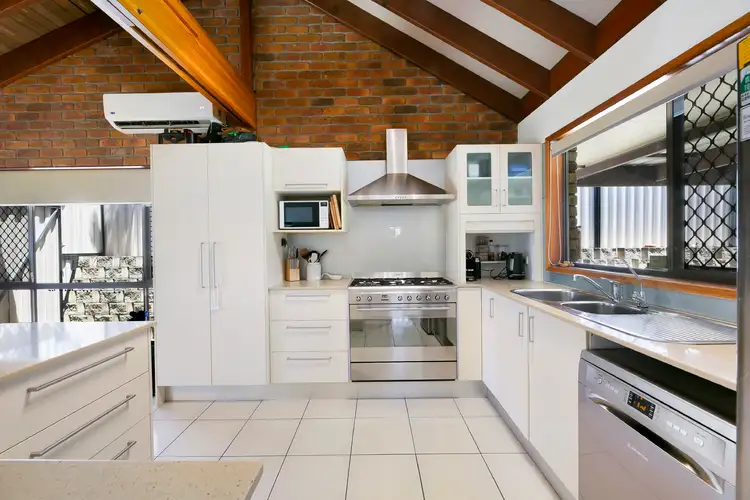 Fifth view of Homely house listing, 8 Wilga Court, Ashmore QLD 4214