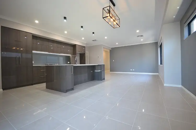 33 Sedano Crescent, Wellard WA 6170