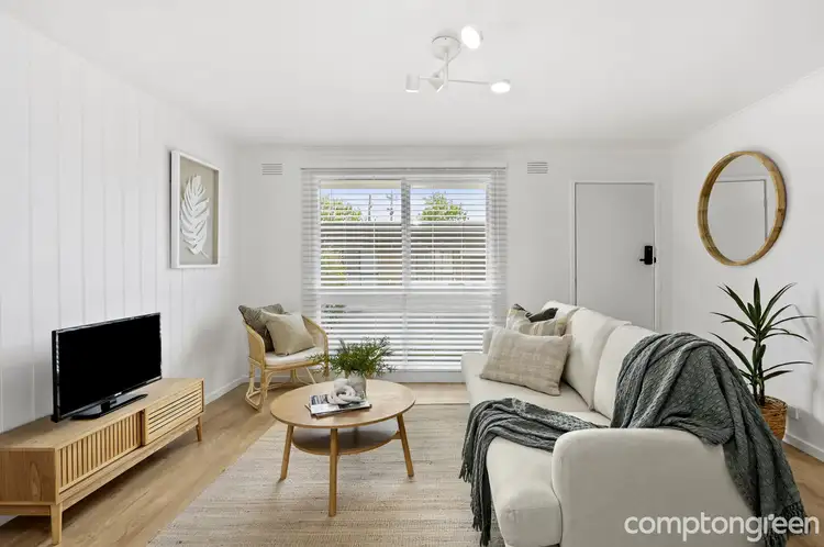 1 Holyrood Avenue