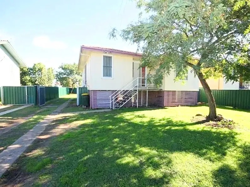 Main view of Homely house listing, 10 Park Crescent, Narrabri NSW 2390