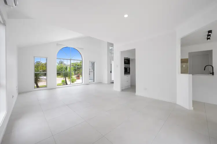Second view of Homely house listing, 8 Encore Crescent, Ashmore QLD 4214