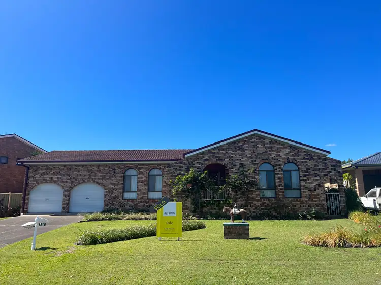 35 Lawson Crescent, Taree NSW 2430