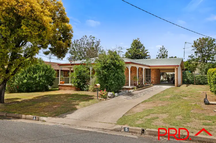 Main view of Homely house listing, 5 Winston Place, Tamworth NSW 2340