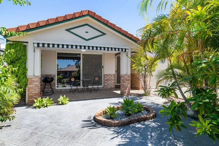 1/14 Jacqueline Avenue, Labrador QLD 4215