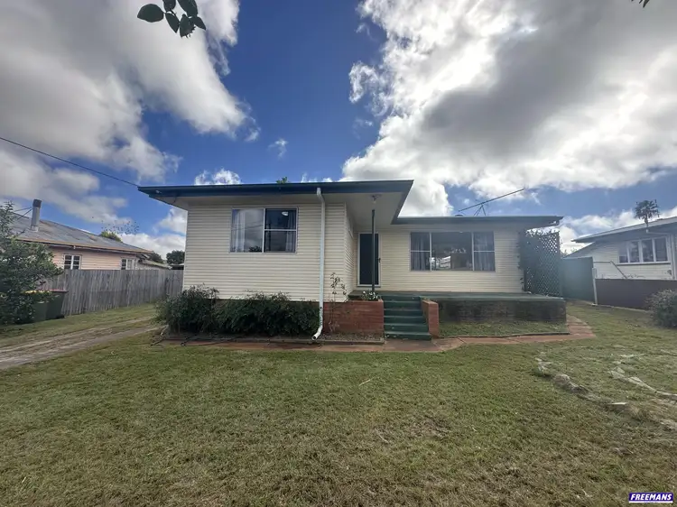 10 Kefford Street, Kingaroy QLD 4610