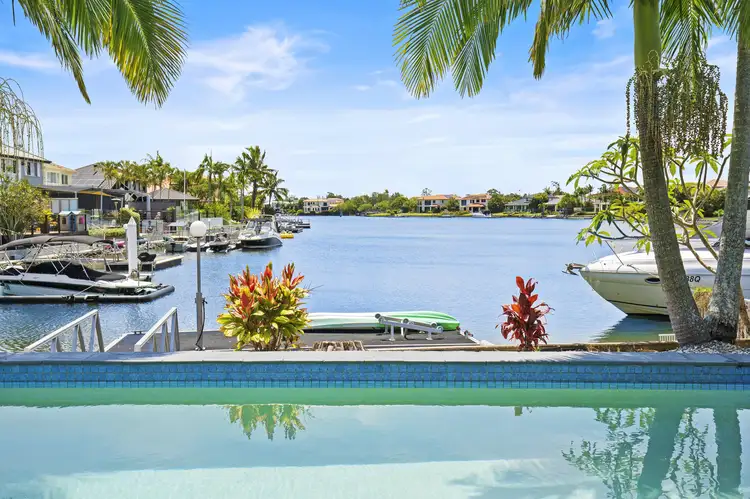 11 Oyster Cove Promenade, Helensvale QLD 4212