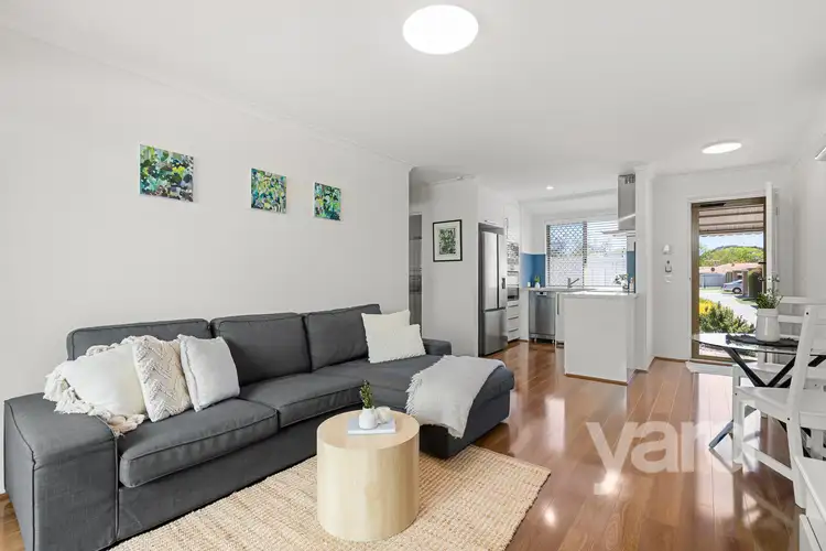13/35 Winnacott Street, Willagee WA 6156