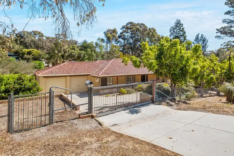 2 Camfield Road, Darlington WA 6070