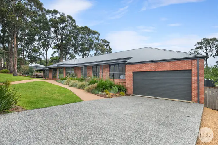 1/400 Fussell Street, Canadian VIC 3350