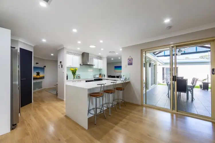 Sixth view of Homely house listing, 8 Soma Court, Mudgeeraba QLD 4213