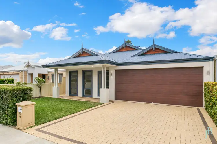 15 Goss Avenue, Manning WA 6152