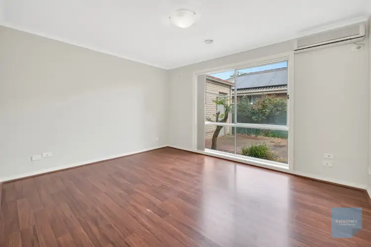 Seventh view of Homely house listing, 2 William Circuit, Caroline Springs VIC 3023