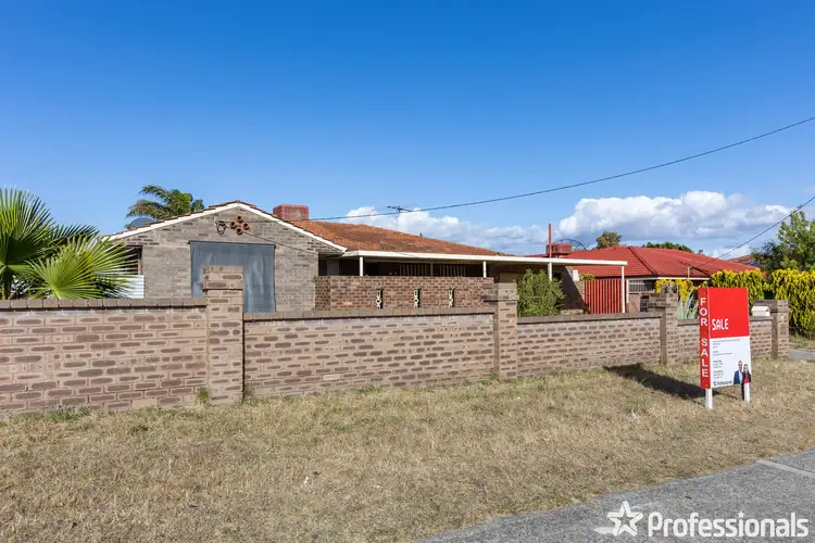 60 Blackmore Avenue, Girrawheen WA 6064