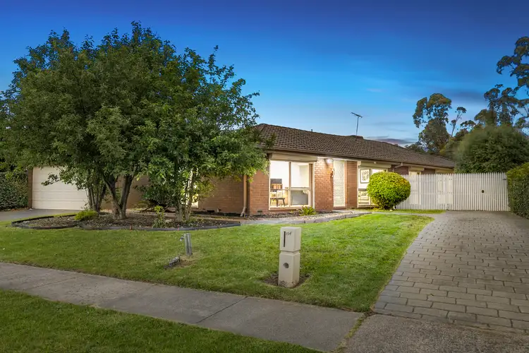 154 Waradgery Drive, Rowville VIC 3178