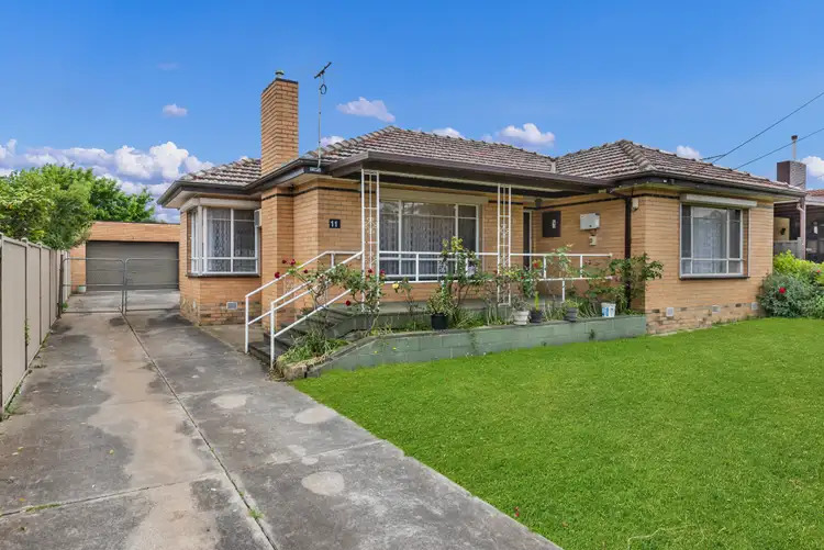 11 Stoke Street, Deer Park VIC 3023
