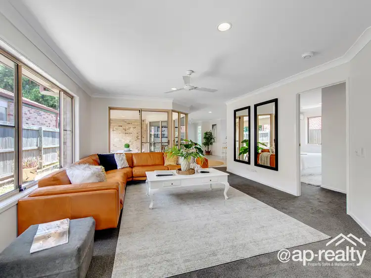 44 Regents Circuit, Forest Lake QLD 4078
