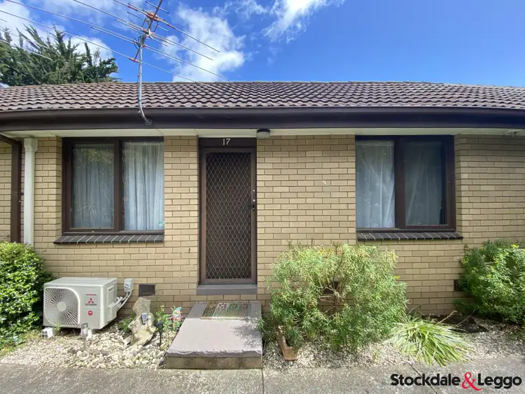 Main view of Homely unit listing, 17/9-11 Chris Court, Oak Park VIC 3046