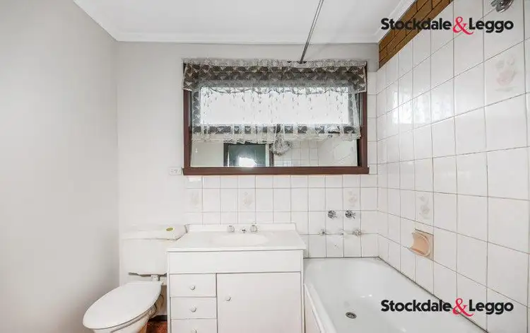 Fourth view of Homely unit listing, 17/9-11 Chris Court, Oak Park VIC 3046