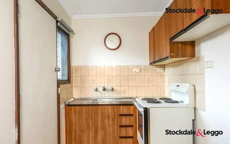 Fifth view of Homely unit listing, 17/9-11 Chris Court, Oak Park VIC 3046
